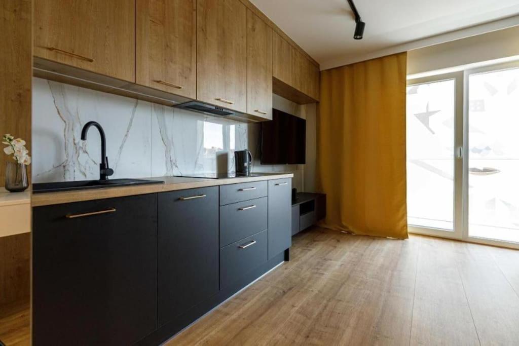 Golden Apartments Wroclaw - Cozy Studio- Odra River&Ksiecia Witolda Eksteriør billede